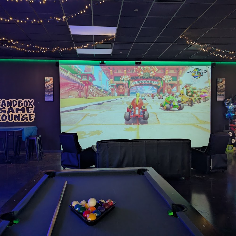 Sandbox Game Lounge