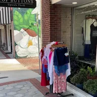 Top Buttons Boutique