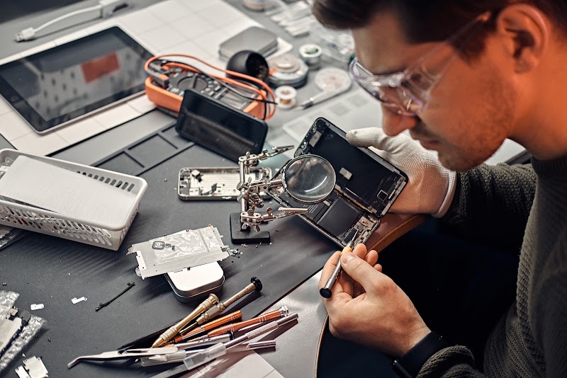 Cellaxs Phone Repair- Annapolis Mall