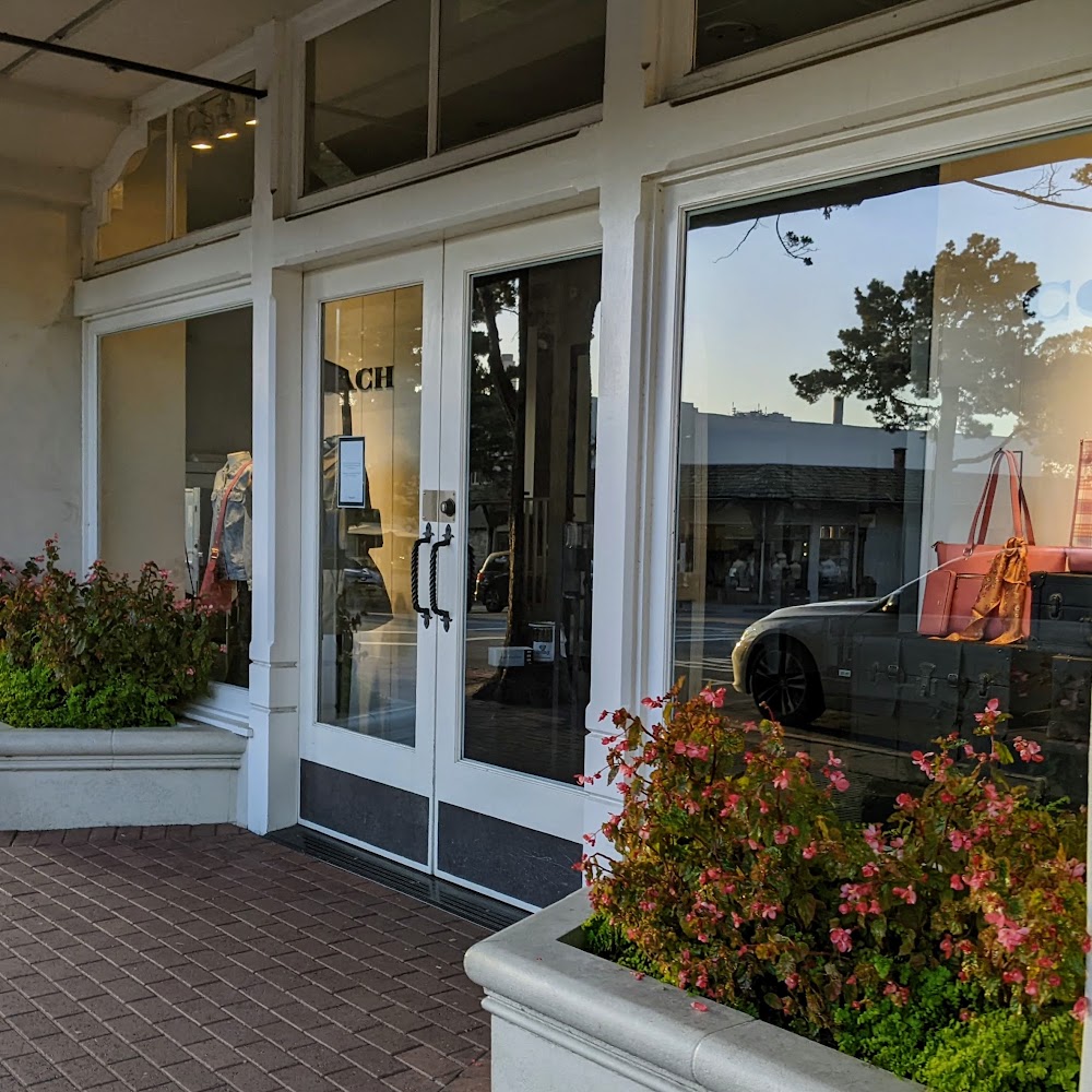COACH Outlet