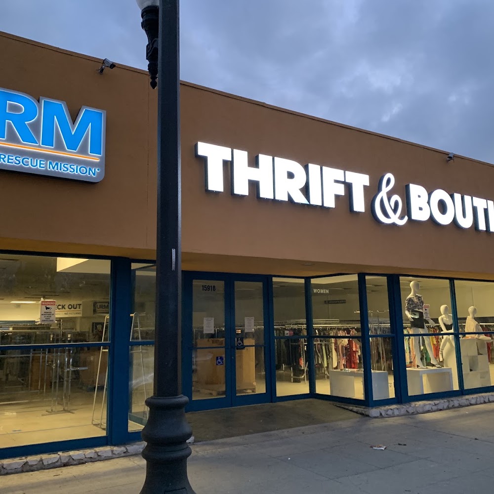 URM Thrift & Boutique