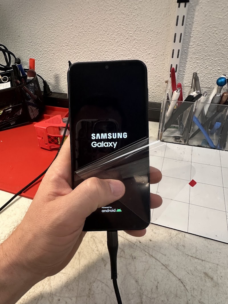 We Fix Phones Oahu