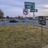 Cell Phone Waiting Area, Lehigh Valley International Airport (ABE)