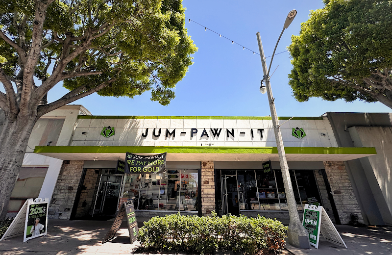 Jum-Pawn-It