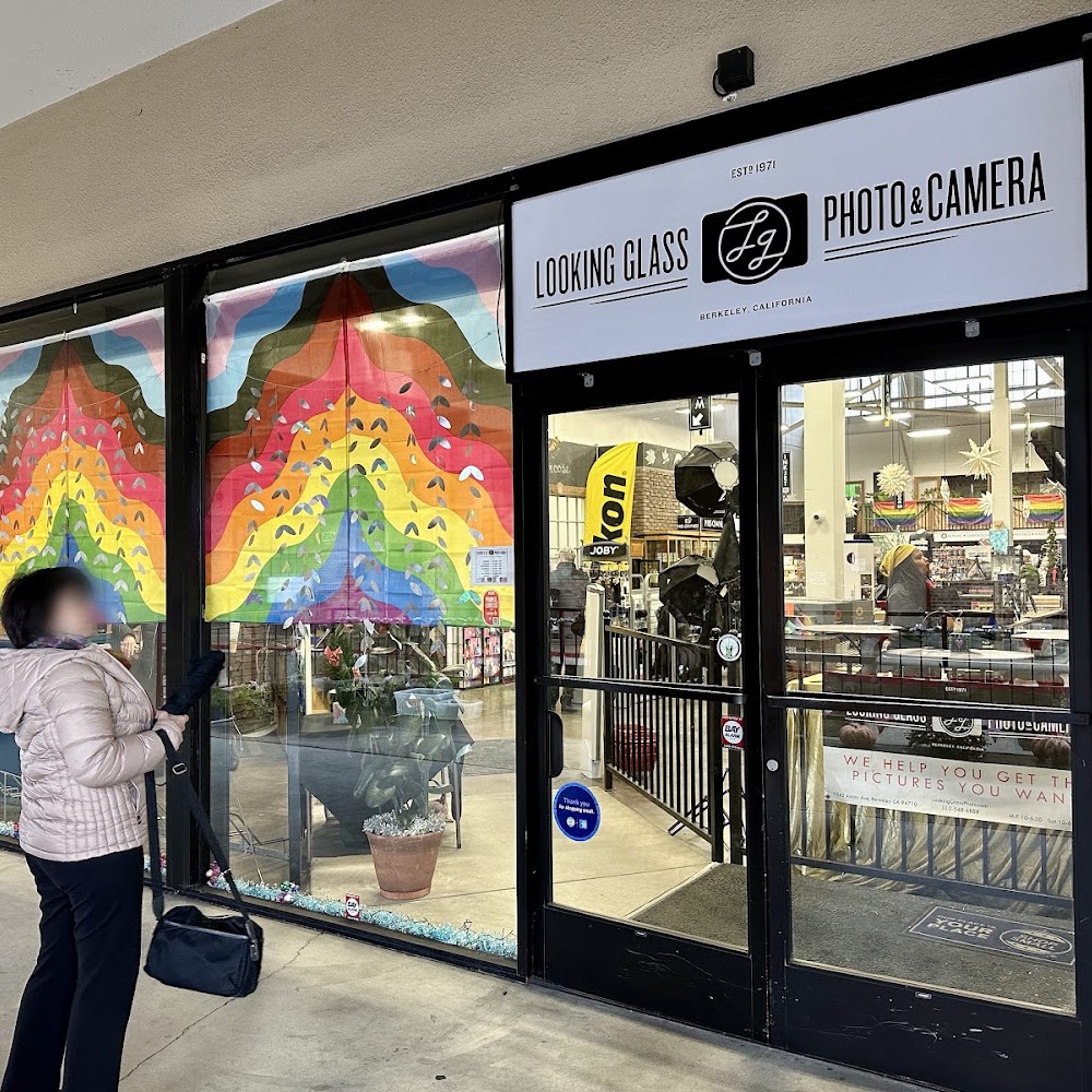 Looking Glass Photographic Outfitters
