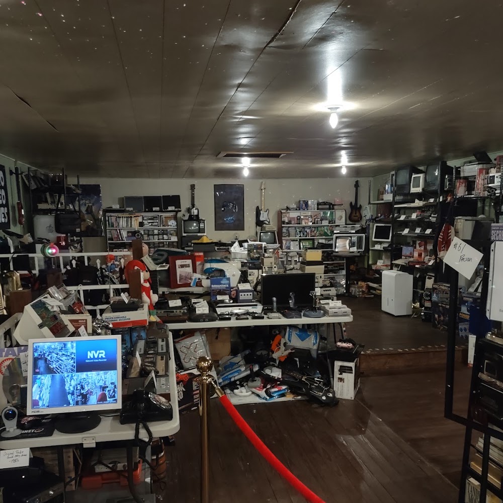 Mr Robot Shop - Computers & Video Games
