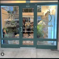 AliSan’s Luxury Collection and Consignment