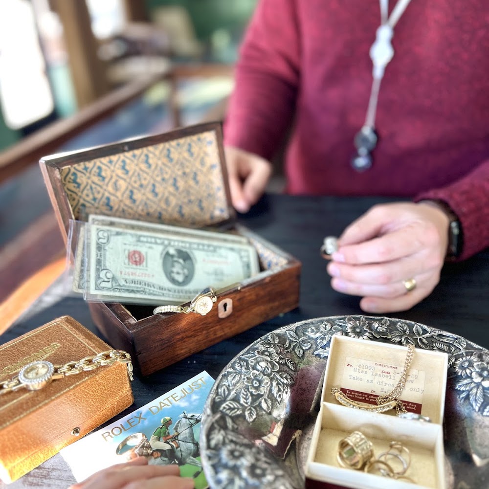 Vintage Jewelry Company - We Buy Gold