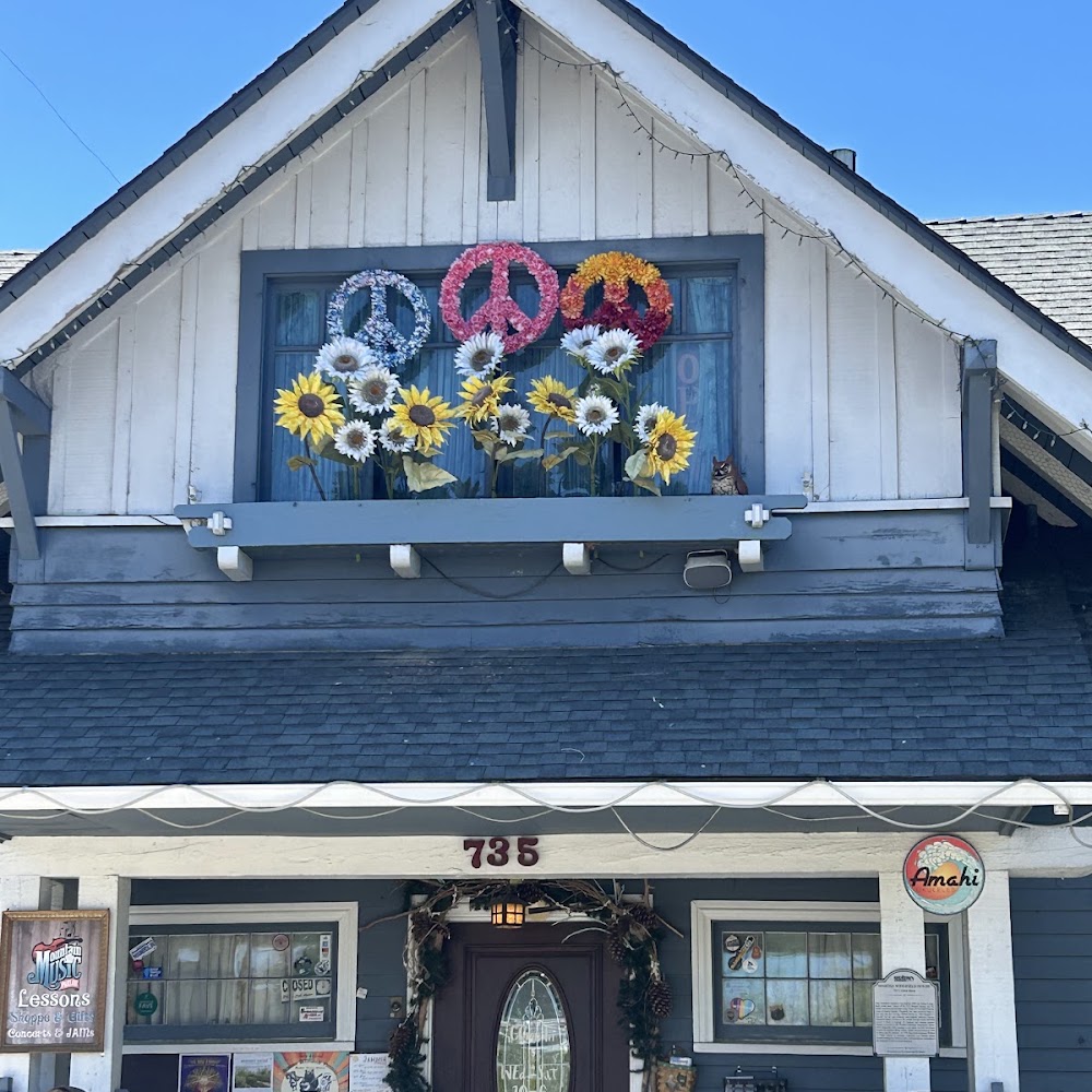MOUNTAIN MUSIC PARLOR