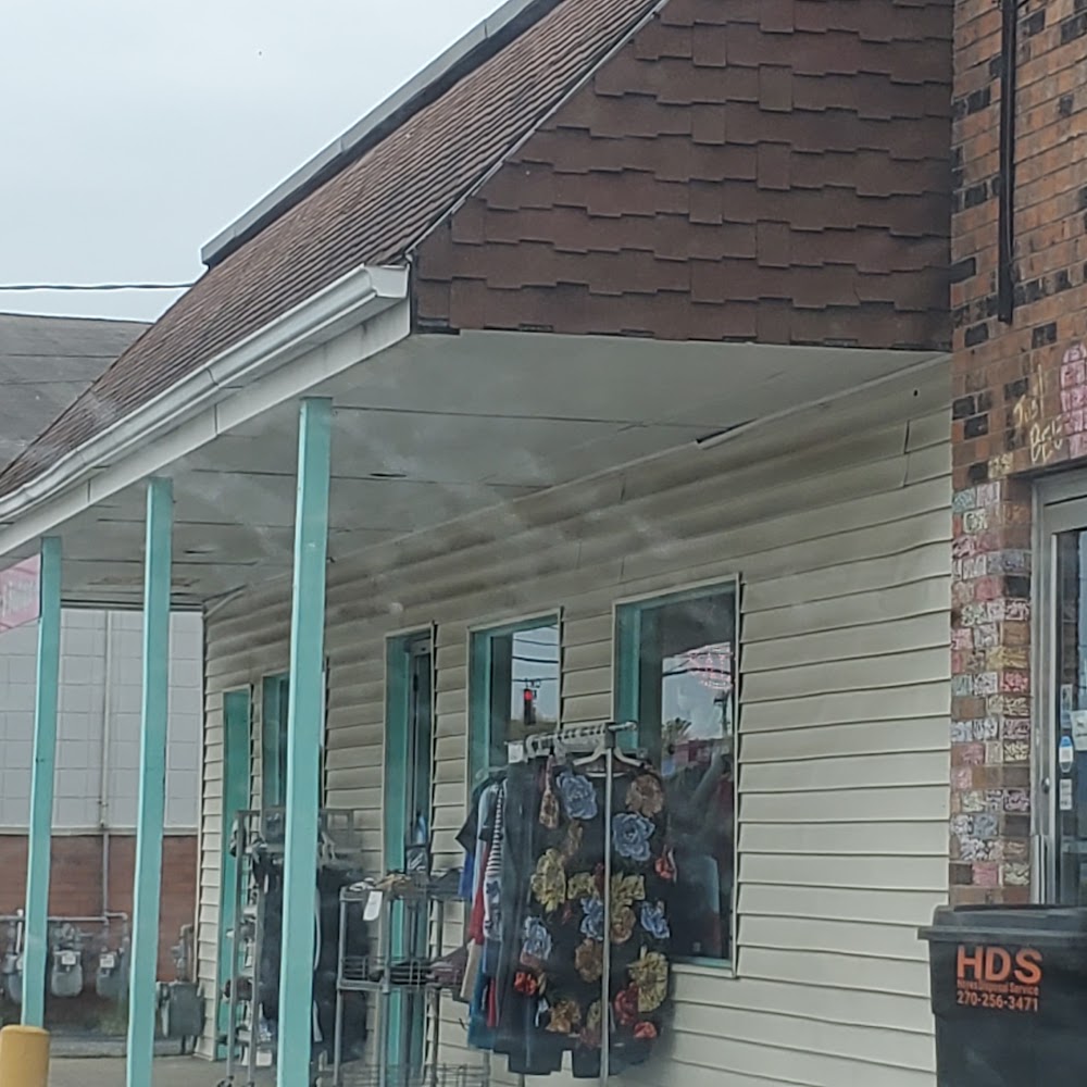Robin's Resale Boutique