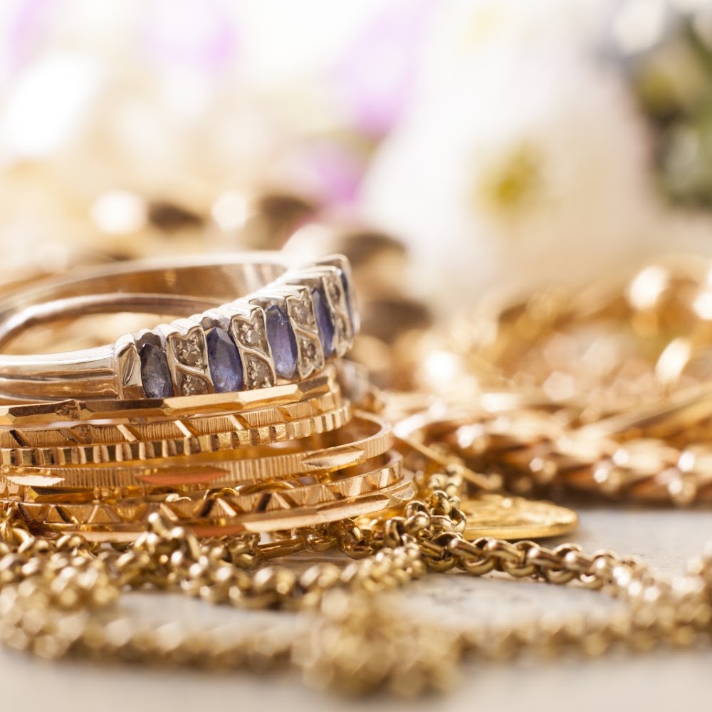 Diamond & Gold Exchange‎