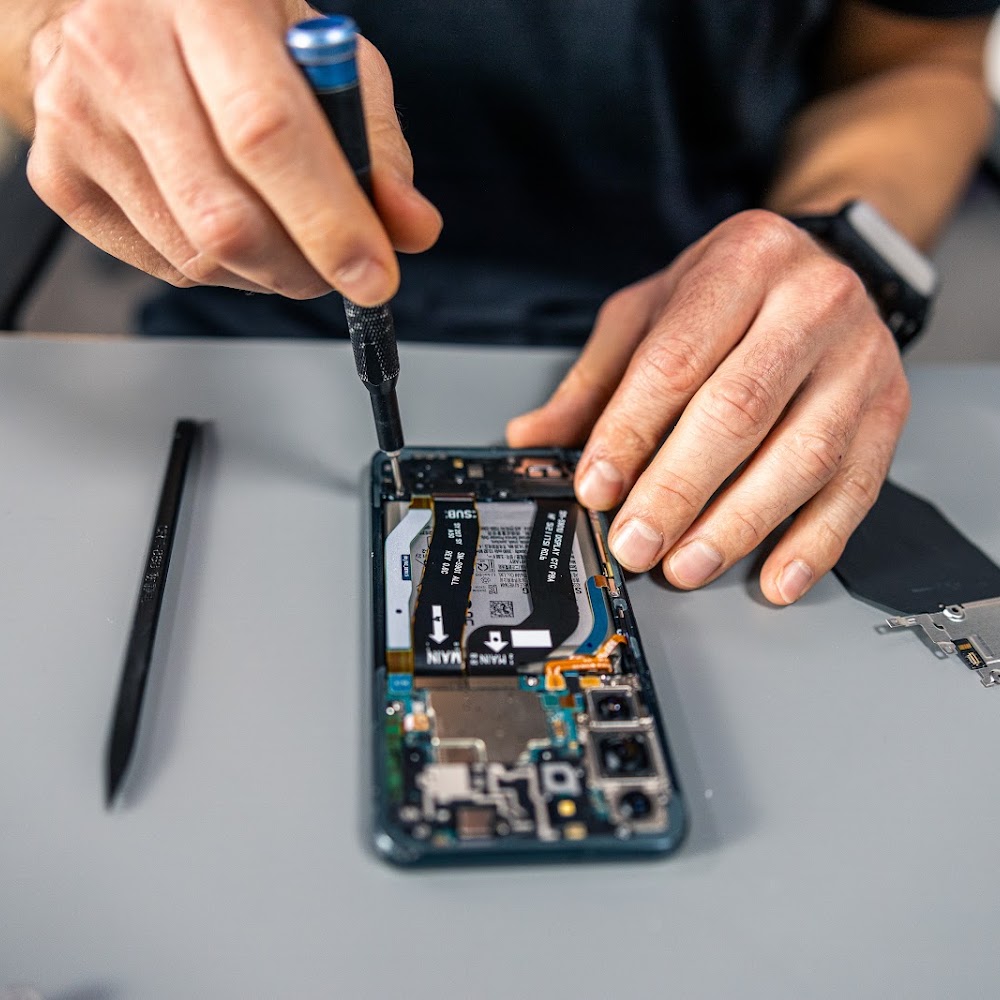 uBreakiFix - Phone and Computer Repair