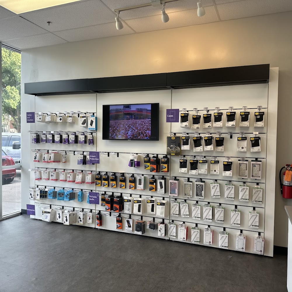 uBreakiFix - Phone and Computer Repair