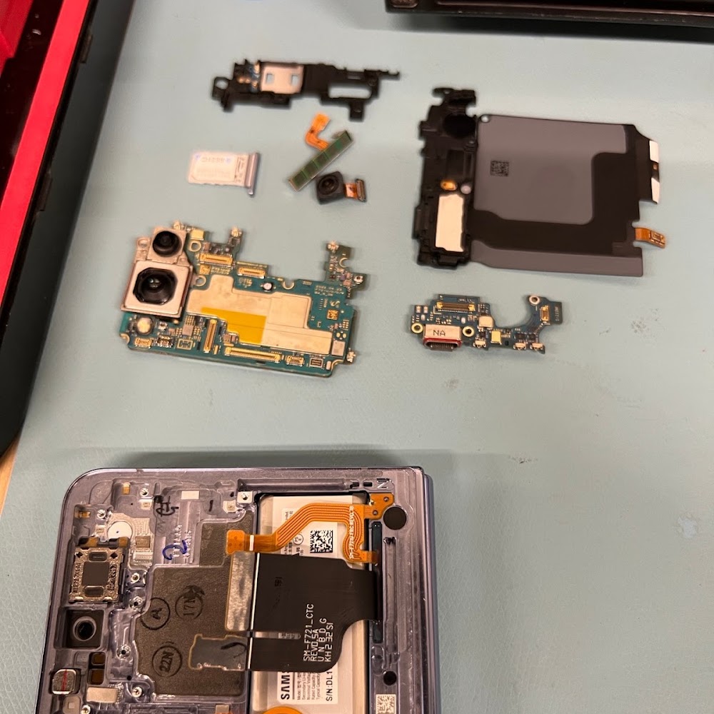 uBreakiFix - Phone and Computer Repair