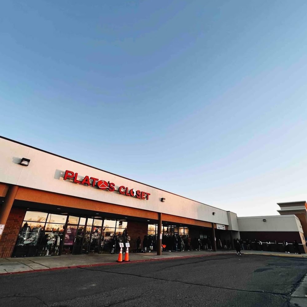 Plato's Closet Grand Forks