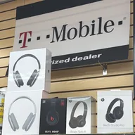 Touchtel Wireless (iPhone & Android Repairs & Unlocking) Buy/Sell Phones Greenbriar Mall