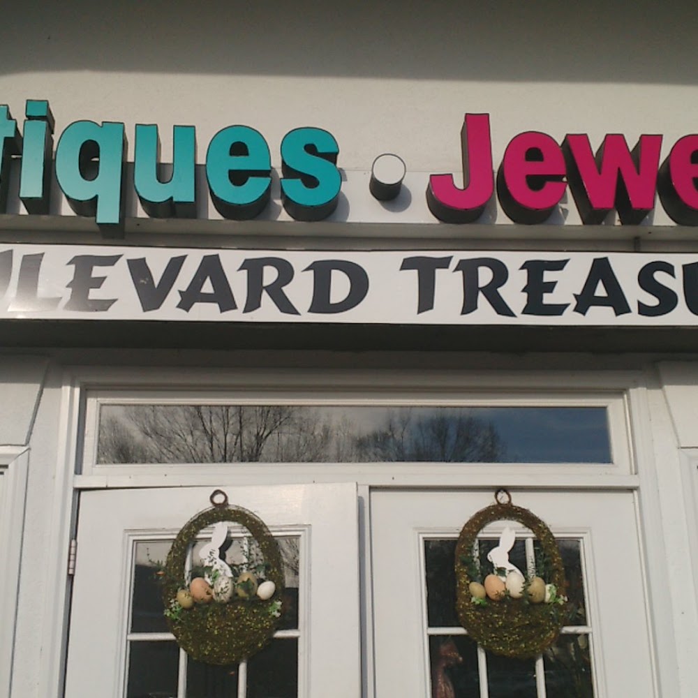 Boulevard Treasures