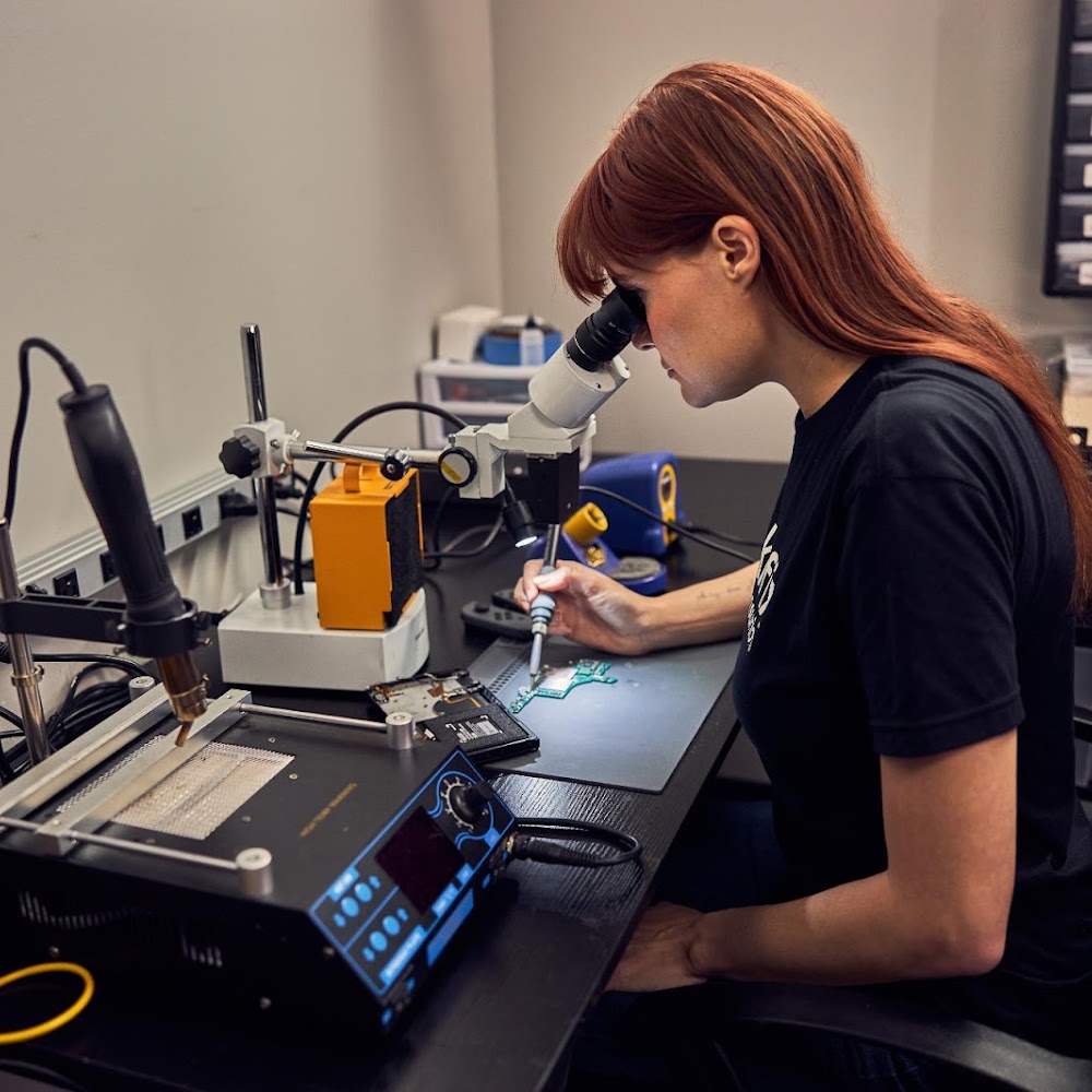 uBreakiFix - Phone and Computer Repair