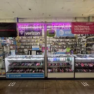 Multi Retailer - 1st Choice Cellular SPACE L13