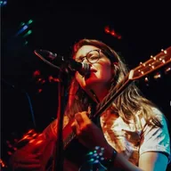 Bellingham Music Lessons at Your Home | Piano, Voice & Guitar