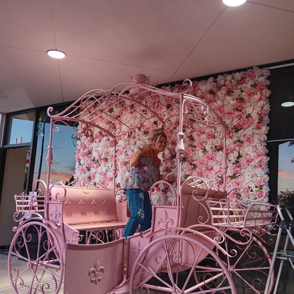 Kelly's Kloset Consignment Boutique