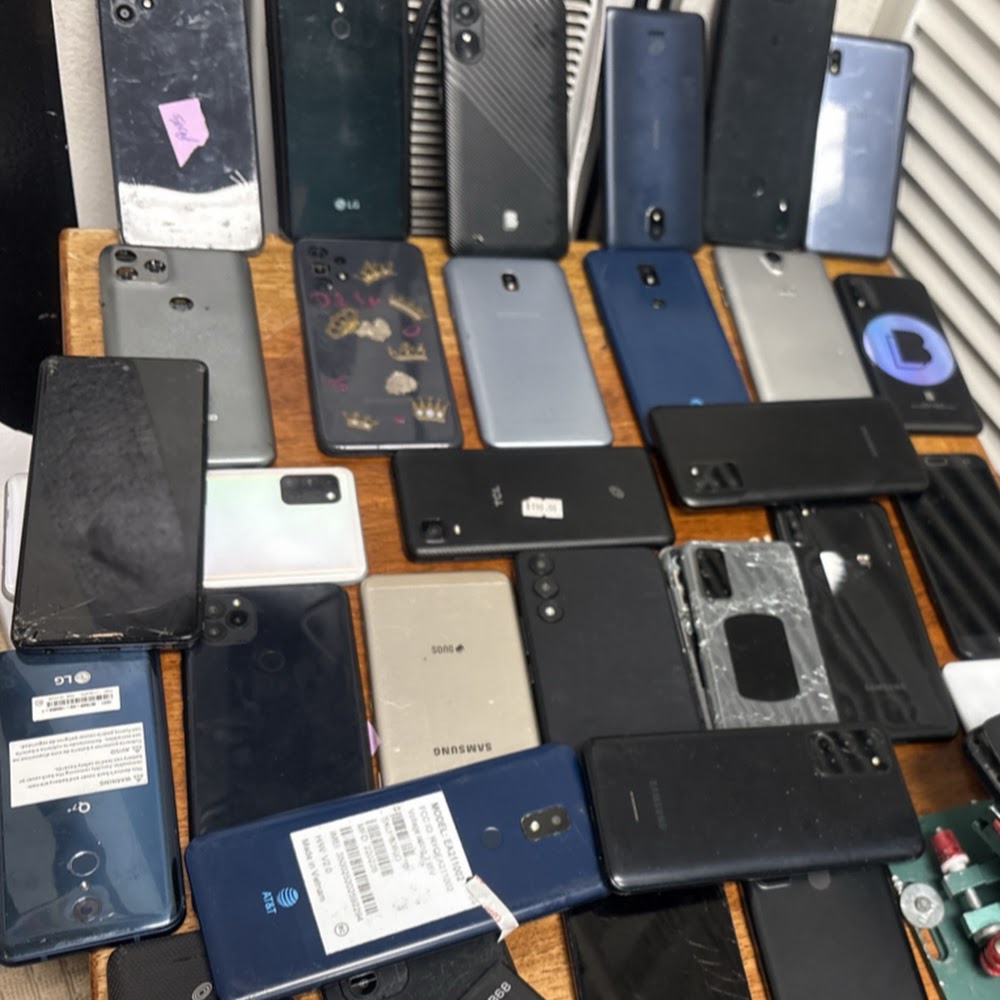 Guaranteed Cellphone & PC Repair