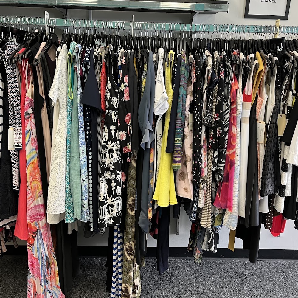 Blackbirds Consignment Shop